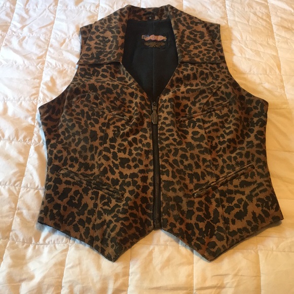 Leather leopard vest  - Picture 4 of 8
